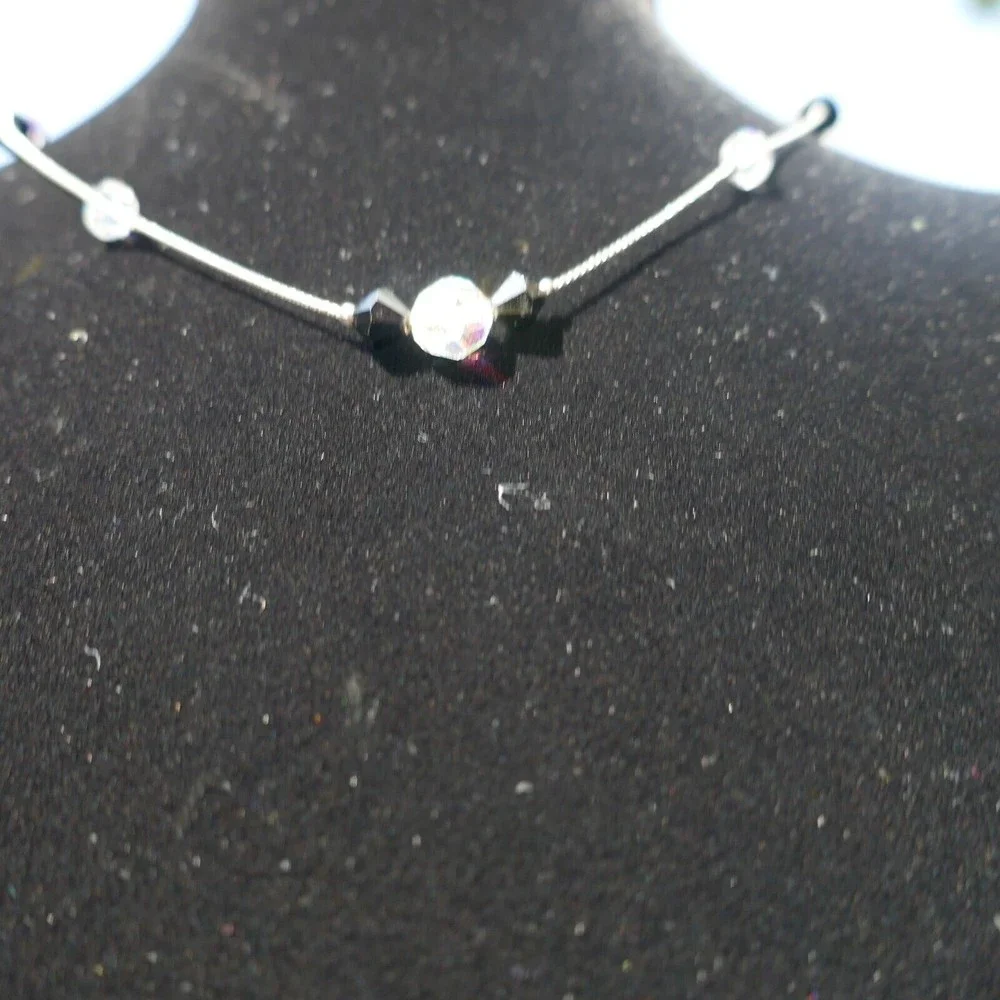Crystal Aurora Borealis Necklace Black Crystal Silvertone 15 inches long - Picture 5 of 7